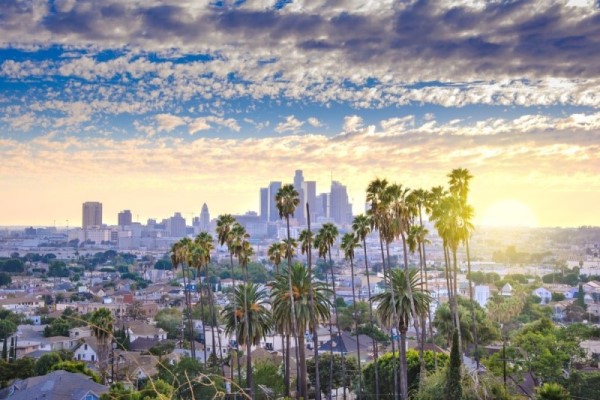LA sunset, Cost of living in Los Angeles versus San Diego, Living in San Diego real estate (1)