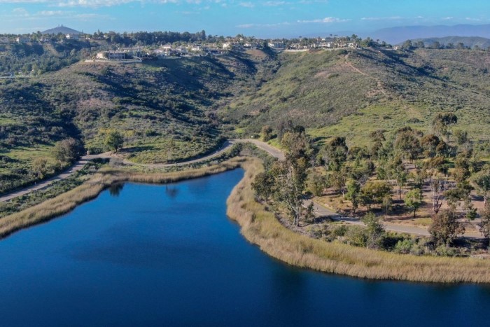 Scripps Ranch reservoir, best San Diego suburbs, Living in San Diego real estate (5)