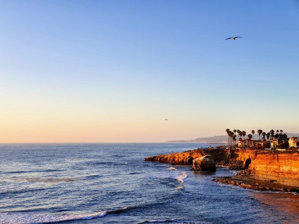 San Diego coastline at sunset, 10 things to know before moving to San Diego, Living in San Diego real estate