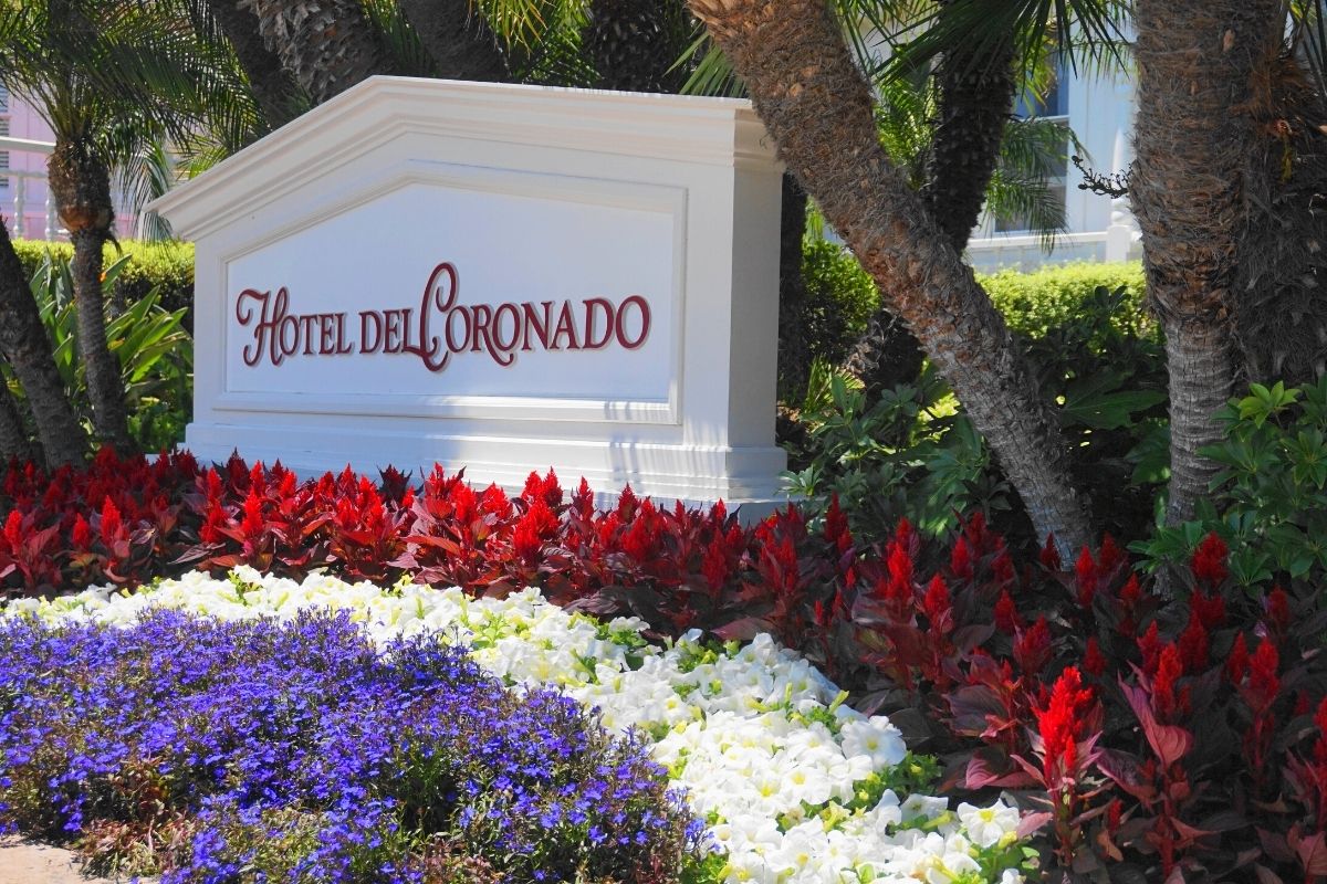 Hotel del Coronado sign, Most walkable neighborhoods in San Diego (15)