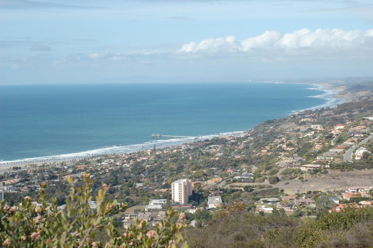 view of coastline from top of Mount Soledad, Living in La Jolla (6)