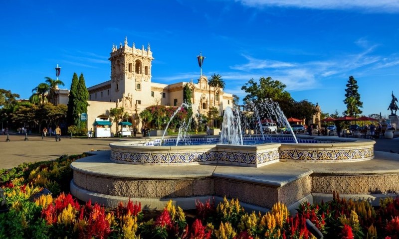 fountain in Balboa Park, Ways to save money in San Diego