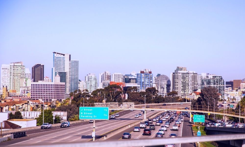 San Diego highway traffic, Moving to San Diego from another state